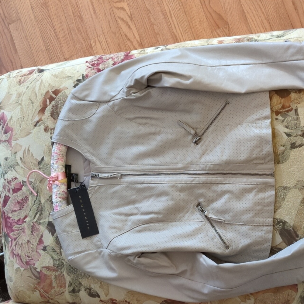 Bagatelle Faux Leather Fitted Jacket Zipper Details Beige Tan Taupe Size S - Picture 2 of 10